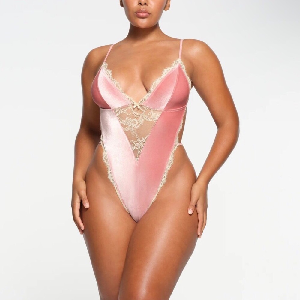 SKIMS x Lana Del Rey Valentines Velvet Lace Teddy